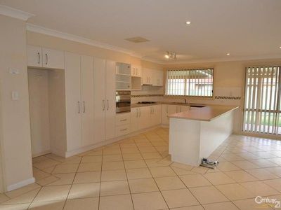 11 Hasting Court, Dubbo