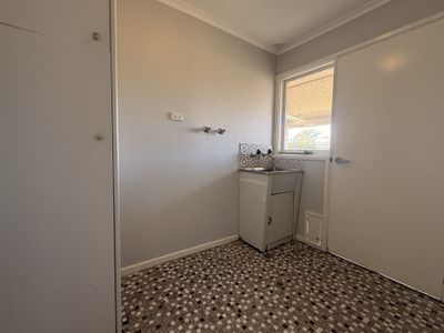 8 Mcdonnell Street , Forbes