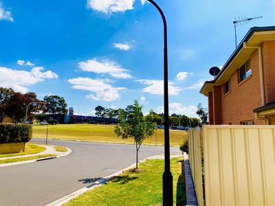 1A Jonah Street, Stanhope Gardens