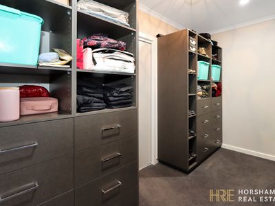 5 Hughes Street, Horsham