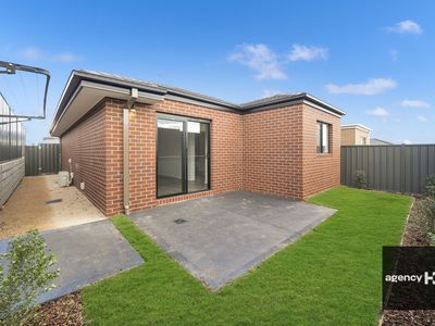 25 Lahar Road, Truganina