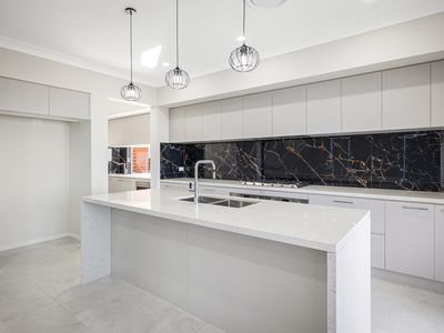 77 Kings Road, Castle Hill