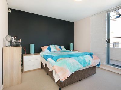 318 / 5 Stromboli S Strait, Wentworth Point