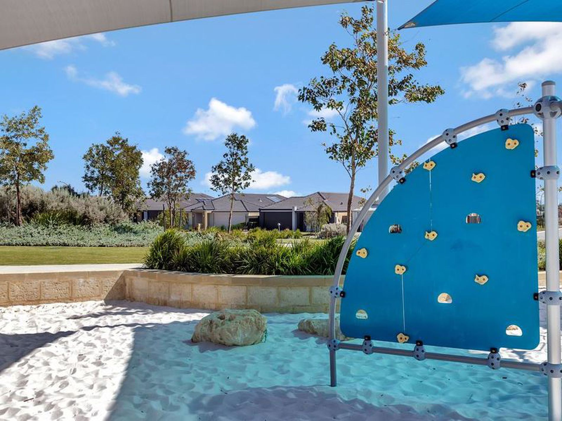 17 Cooloola Chase, Yanchep