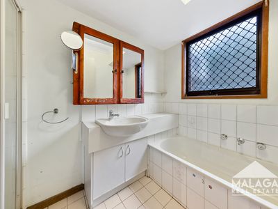 2 / 35 Ballarat Road, Footscray