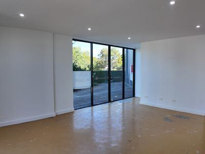 2 / 33 Township Drive, Burleigh Heads