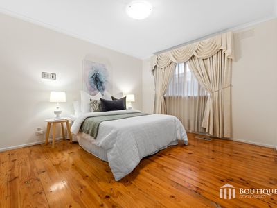 2 Valley Court, Dandenong North