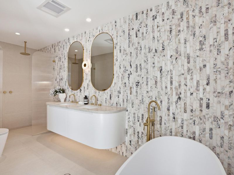 49 Coliban St, Gledswood Hills