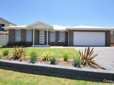 18 Champagne Drive, Dubbo