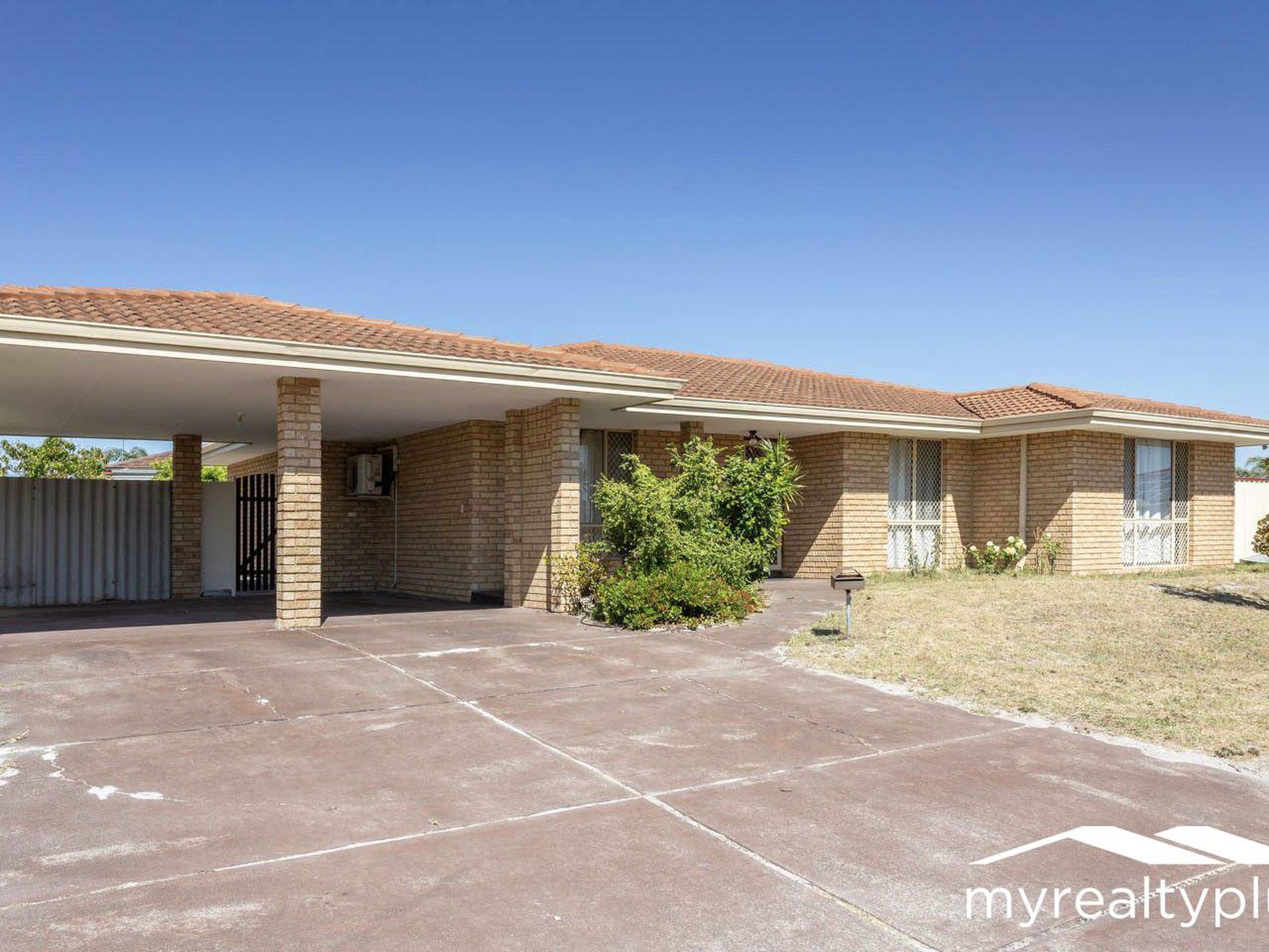 2 Casuarina Way, Morley