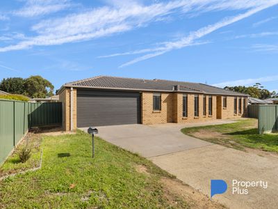 5 Deharl Court, Ascot