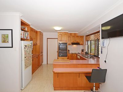 6 Berna Court, Point Vernon