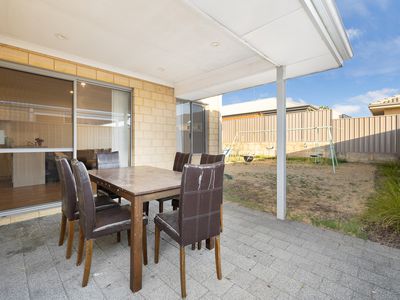 24 Minnie Grove, Hilbert