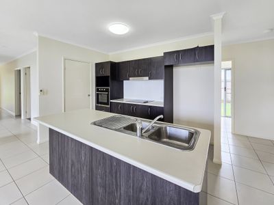 57 Tumbare Street, Atherton