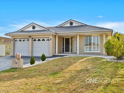 22 Glengarry Way, Horsley