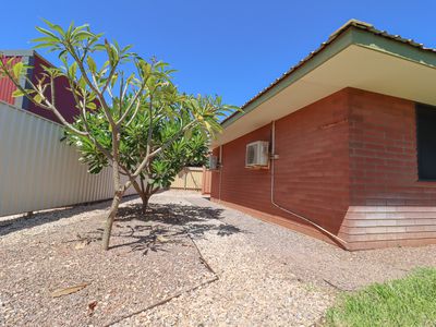 48 Etrema Loop, South Hedland