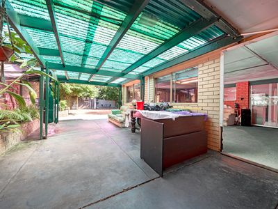 7 Ash Court, Armadale
