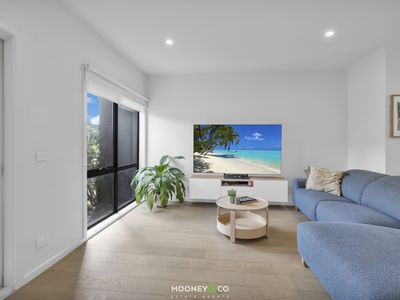 96 Hayton Park Boulevard, Cranbourne West