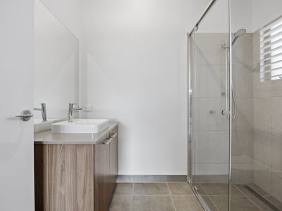 14 Deavan Drive, Shorewell Park