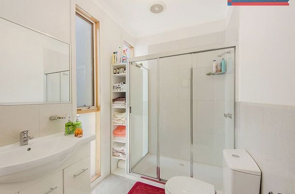 Unit 8 / 1-5 Heversham Grove, Greenvale