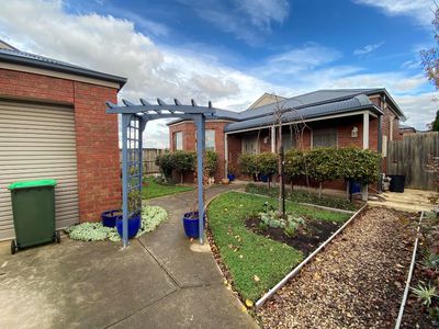 10 Koombahla Court, Werribee