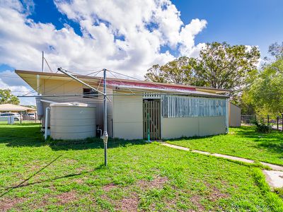 2 Urangan Street, Torquay