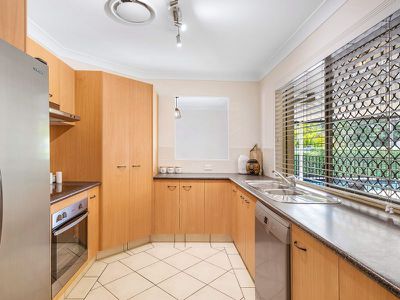 12 Hession Court, Upper Coomera
