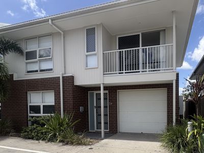 24 / 15 Waratah Way, Morayfield