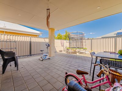 52 Bucker Street, Whitby