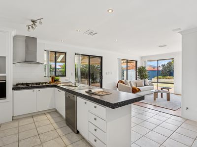 37 Star Bush Crescent, Ellenbrook