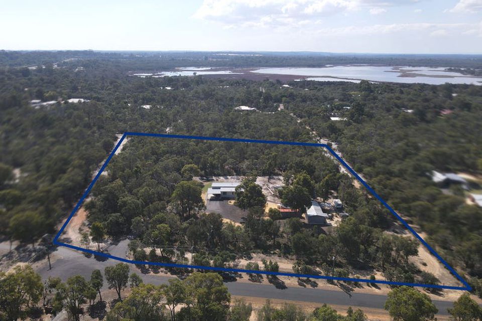 50 Tuart Close , Stake Hill