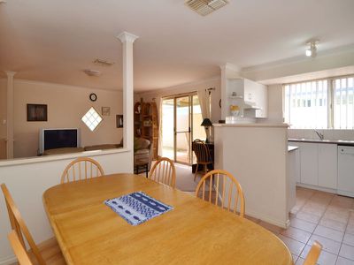 2 / 82 Bourke Street, Piccadilly