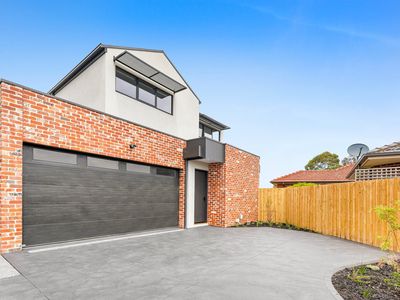 2 / 115 Hickford Street, Reservoir