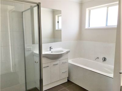 41 Pech Avenue, Jindera