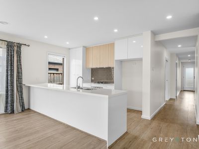 48 Galveston Avenue, Fraser Rise