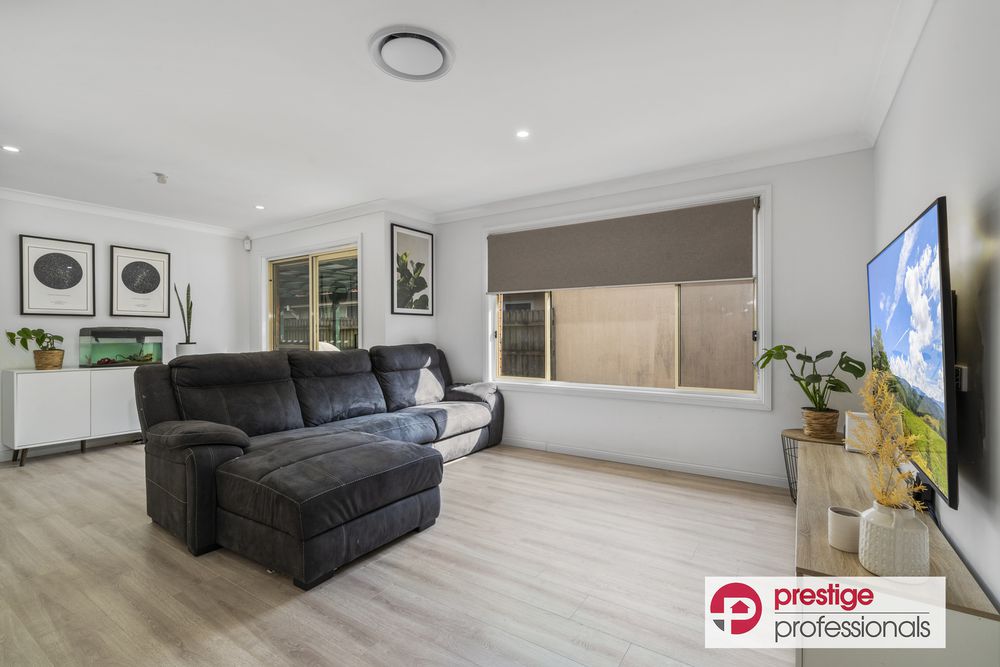 9 Lyndhurst Court, Wattle Grove