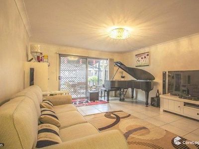 20 / 1 Quarry Close, Yagoona