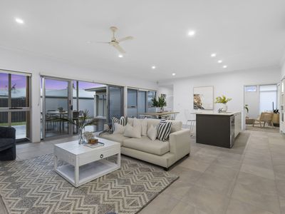 32 Macquarie Street, Wakerley