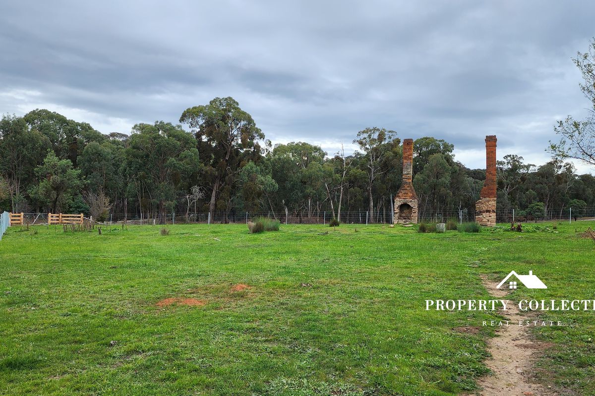 Part of Crown Allotment 8 and 8B Bartsh Road, Beechworth