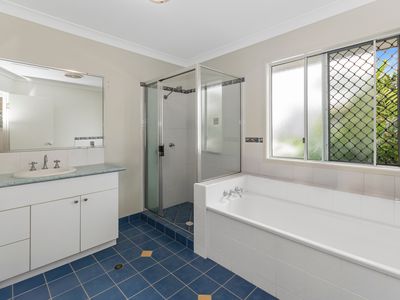 33 Meadowbrook Drive, Aitkenvale