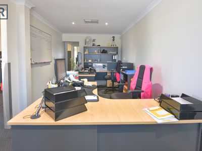 11 Crompton Road, Rockingham