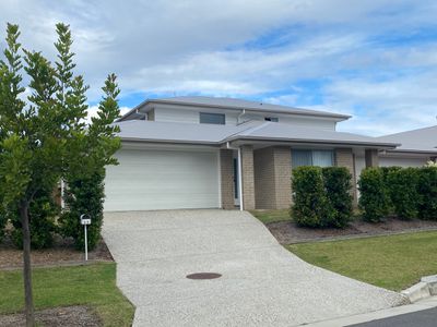 2 / 5 Newbury Street , Pimpama