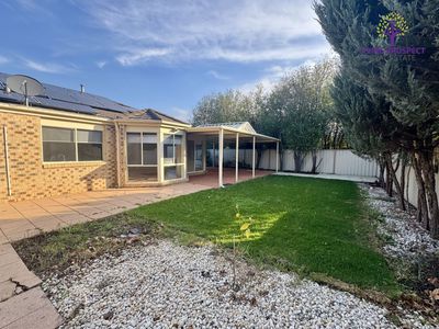 12 Sorrento Avenue, Point Cook