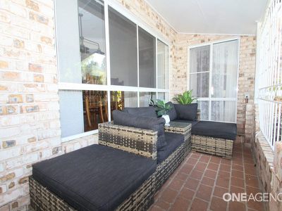 77 Bowerbird Avenue, Eli Waters