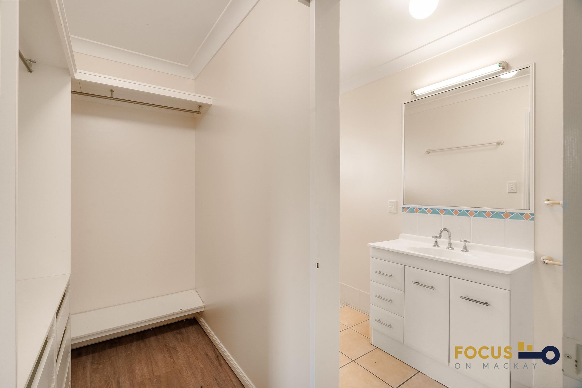 4 Alison Street, Slade Point