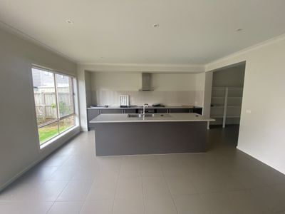 45 Masthead Way, Werribee South