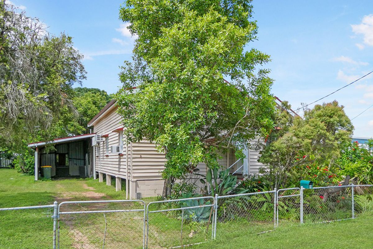 Comfort & Convenience in the Heart of Currajong