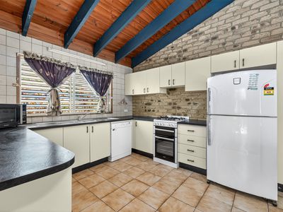20 Mary Street, Landsborough
