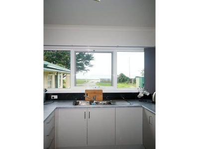 2 / 99 Old Bass Highway, Wynyard