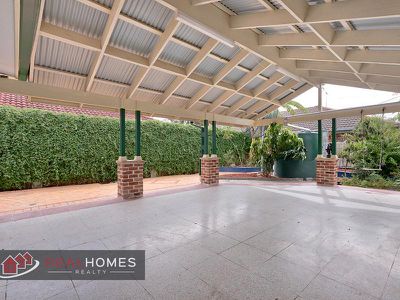 19 Muirfield Crescent, Glenmore Park